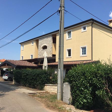 Apartments & Rooms Buoni Amici Murine Exterior foto