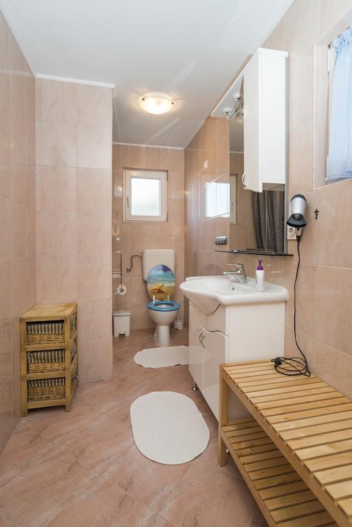 Apartments & Rooms Buoni Amici Murine Zimmer foto