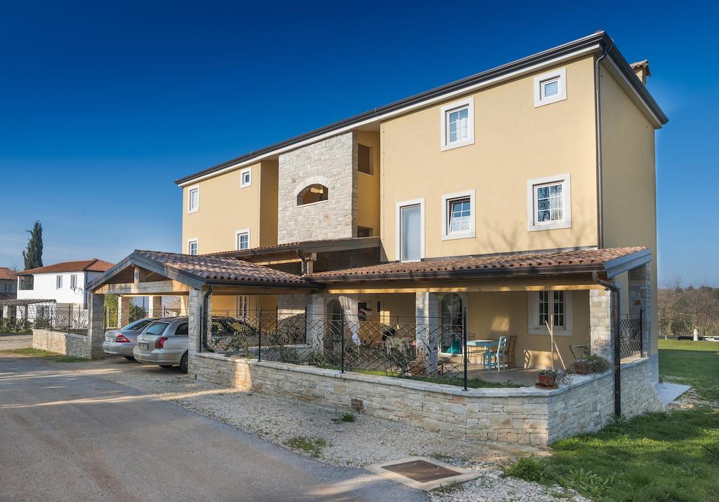 Apartments & Rooms Buoni Amici Murine Exterior foto